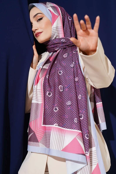 Çiçekli Geometri Desen Medine İpeği Şal Gül Kurusu ürün görseli 1