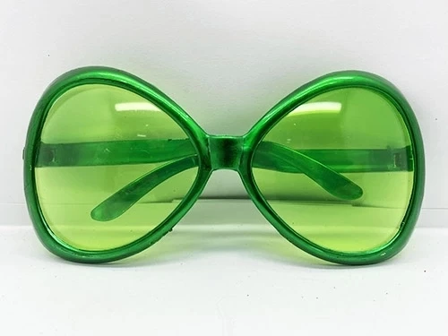 Yeşil Renk Yeşilçam Nostalji 80li Yıllar 90lı Yıllar Parti Gözlüğü  7x16 Cm ürün görseli