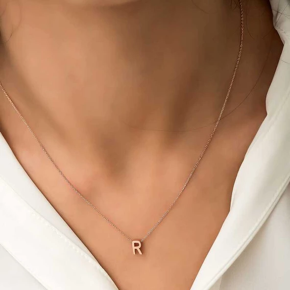 Gümüş Rose 3 Boyutlu R Harf Bayan Kolye SL4251