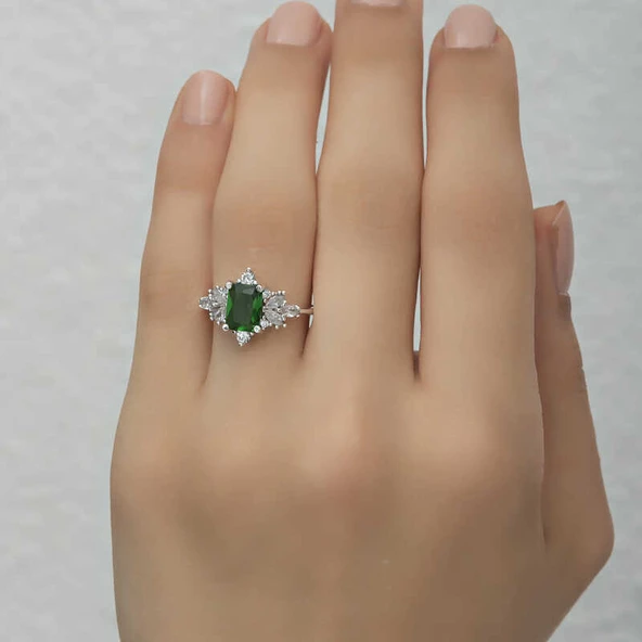 Gümüş Yeşil Baget Taşlı Kadın Yüzük SL4714 - Resim 4