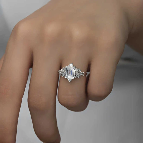 Gümüş Beyaz Baget Taşlı Kadın Yüzük  SL4713 - Resim 9