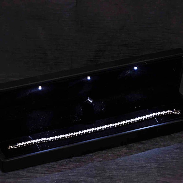 Gümüş Işıklı Kutulu 4 mm Beyaz Taşlı Su Yolu Kadın Bileklik SL6529 - Resim 8