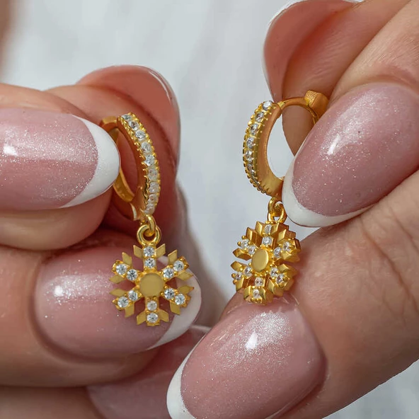 Gümüş Sallantılı Gold Kar Tanesi Kadın Küpe SL8256