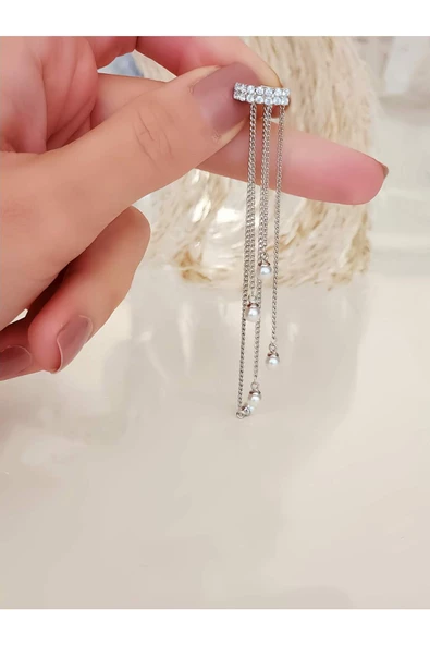 İki Sıralı Zirkon Taşlı İnci Sallantılı Model Gümüş Renkli Kıkırdak Sıkıştırmalı Küpe Earcuff