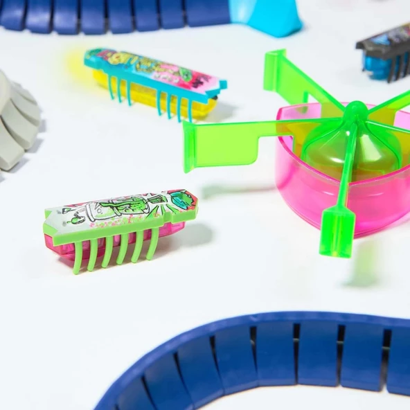 Nessiworld  HexBots Nanoland Başlangıç Oyun Seti - Resim 4
