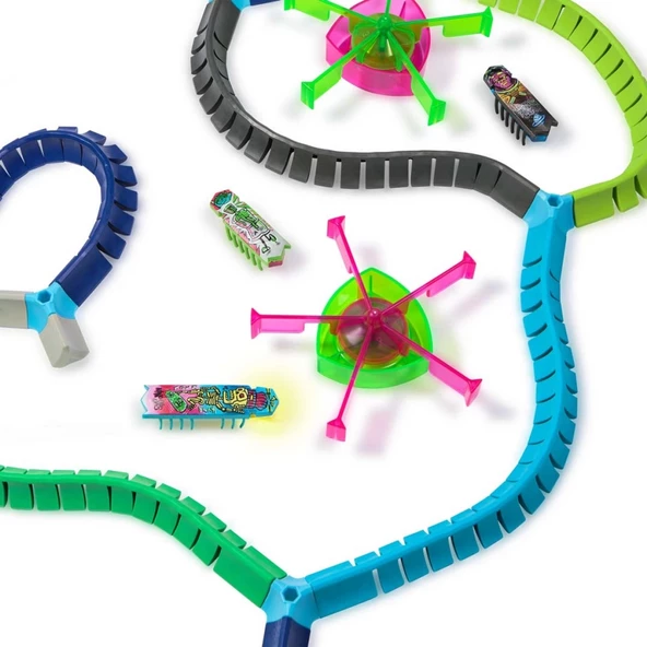 Nessiworld  HexBots Nanoland Başlangıç Oyun Seti - Resim 3
