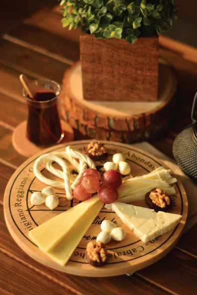 Bambum Lasiago Dönen Peynir Tabağı