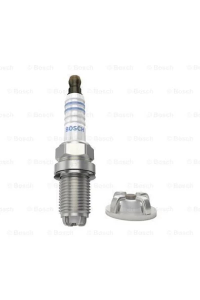 Bosch Buji 1 Adet - Volvo V40 1.8 1999-2004 90 Kw 4 TIRNAK  0242235748 - Oem: 05033220aa ürün görseli