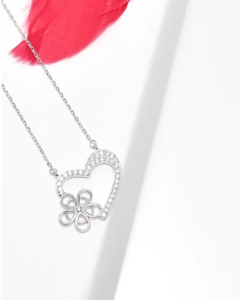 Luck Serisi Kalbimin Çiçeği Kalp Gümüş Kadın Kolye - Resim 3