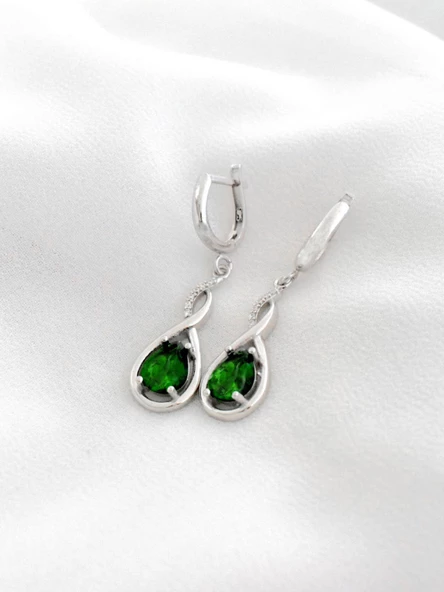 925 Ayar Su Damlası Zümrüt Zirkon Taşlı Gümüş Küpe - Resim 2