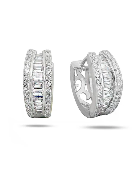 Pırlanta Model Baget Zirkon Halka Kadın Gümüş Küpe 16 MM ürün görseli