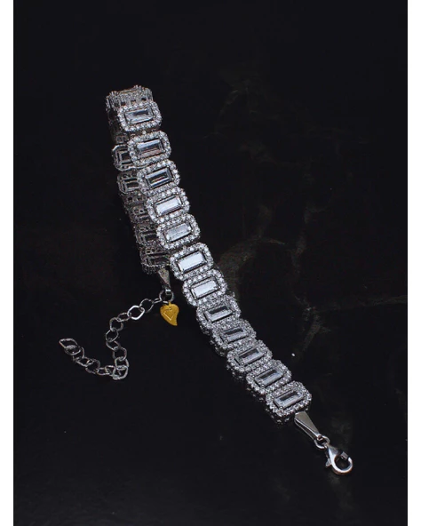 Baget Pırlanta Işıltılı Su Yolu İthal Kadın Gümüş Bileklik - Resim 3