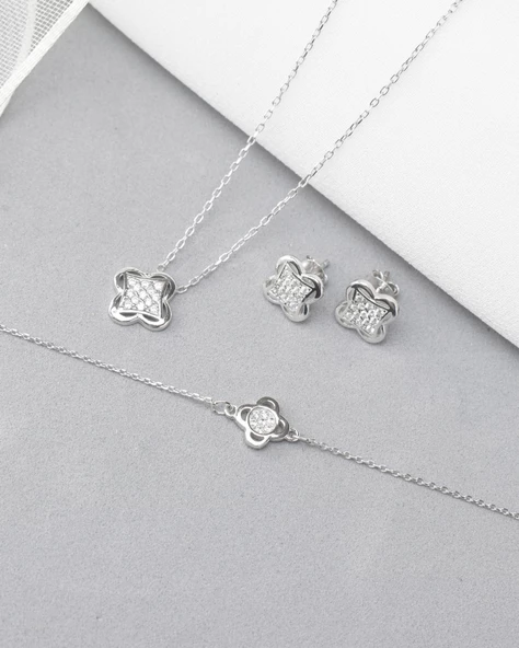 Swarovski Taşlı Elegant Yonca Kadın Gümüş Kolye Küpe Bileklik Set - 2