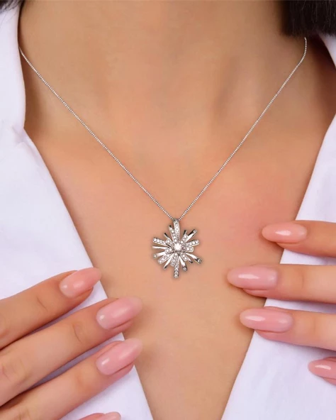 Swr Diamond Seri Elegant Design Kar Tanesi Kadın Gümüş Kolye - 2