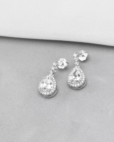 Zirkon Taşı Lusso Damla Diamond Model Kadın Gümüş Küpe - Resim 3