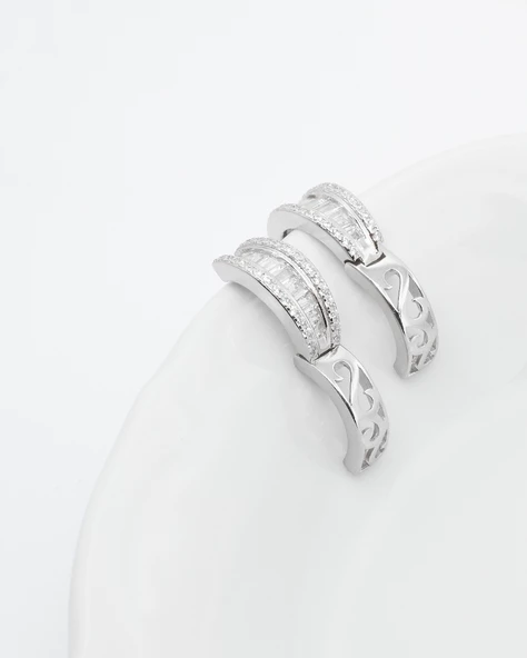 Pırlanta Model Baget Zirkon Halka Kadın Gümüş Küpe 16 MM - Resim 3