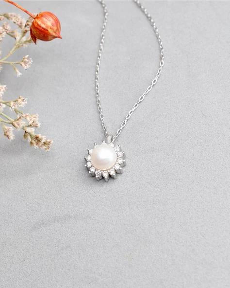 925 Ayar Gümüş Işıltılı Zirkon Taşlı İnci Kadın Gümüş Kolye - Resim 2