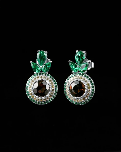 Sultanit Zümrüt Taşlı Işıltılı Endam Kadın Gümüş Küpe - Resim 4