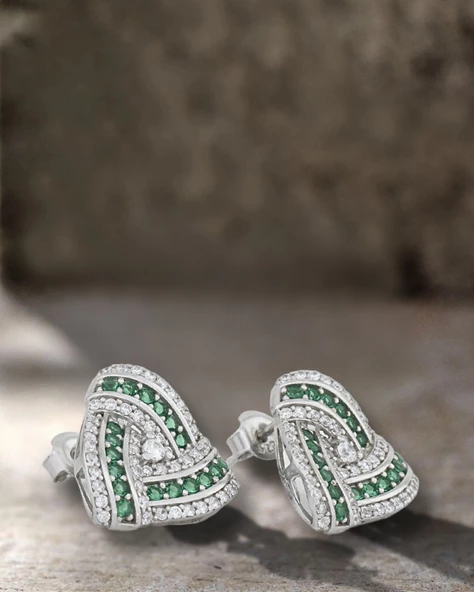 Business Üçgen Form Zümrüt Zirkon  Kadın Gümüş Küpe - Resim 3