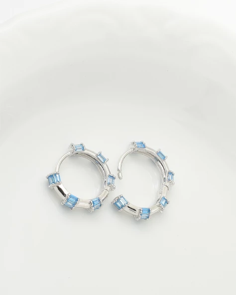 Aquamarin Baget Taşlı Pırlanta Model Kadın Gümüş Küpe 18 MM - Resim 3