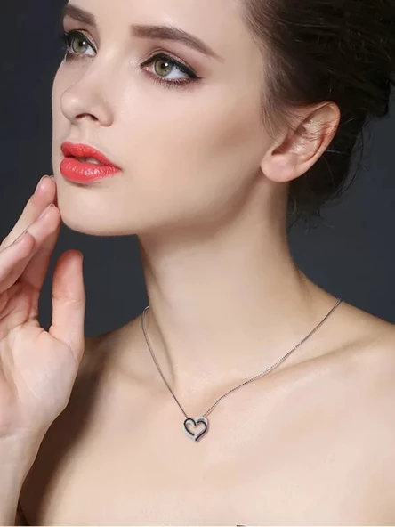 Kalbimde Çift Kalp Siyah Beyaz Taşlı Kadın Gümüş Kolye - Resim 2