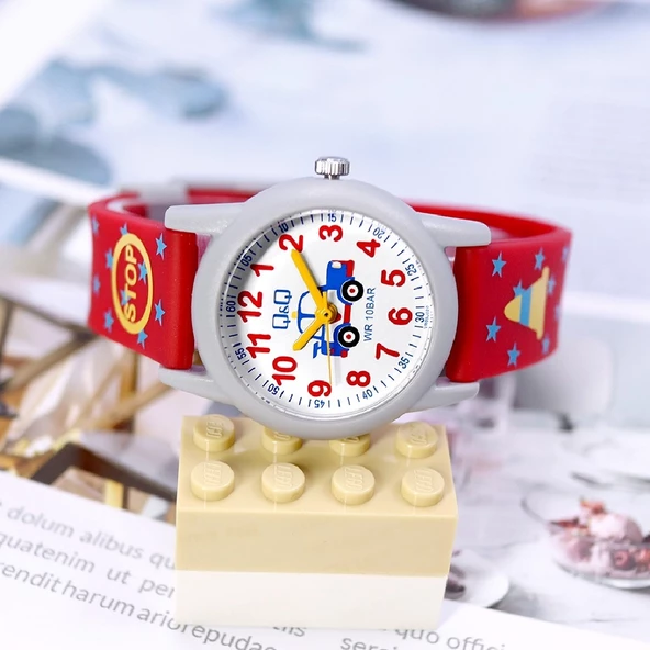 Q&Q VR99J020Y Yıldızlı Rakamlı Otomobil Desenli Su Geçirmez Erkek Çocuk Kol Saati - 4