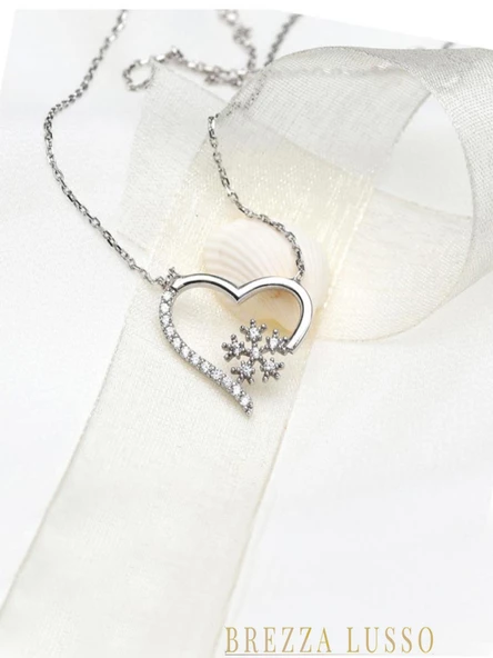 925 Ayar Gümüş Zirkon Taşlı Kar Tanesi Kalpli Kadın Gümüş Kolye - Resim 3