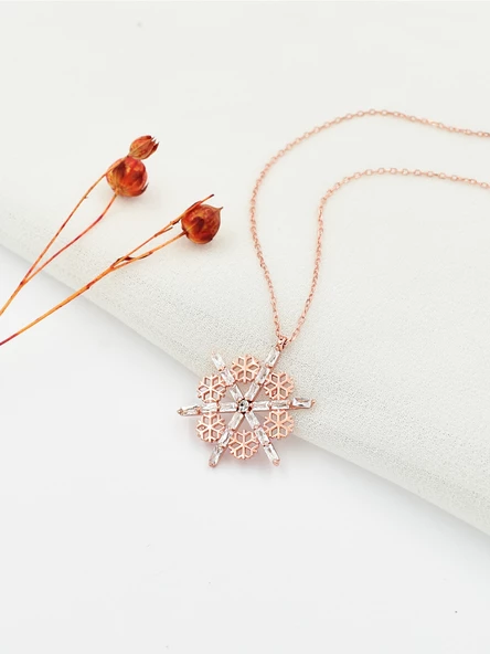 Rose Kar Tanesi Baget Zirkon Taşlı Kadın Gümüş Kolye - Resim 2