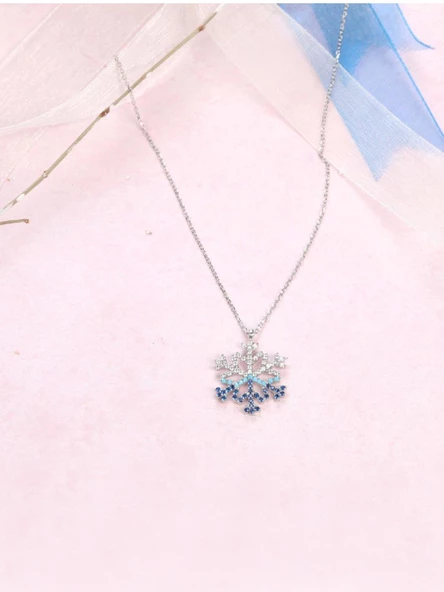 Kar Tanesi Firuze Taşlı Mavi Geçişli Kadın Gümüş Kolye - Resim 3