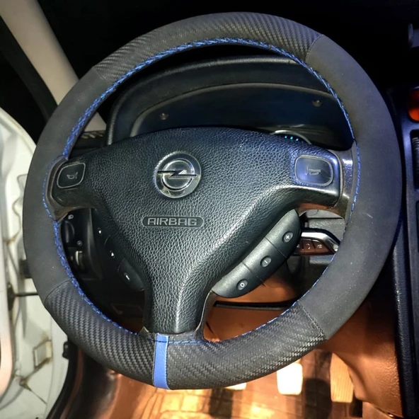 DİKİŞLİ DİREKSİYON KILIFI KARBON NUBUK DERİ MAVİ YÜZÜK MAVİ DİKİŞLİ OPEL ASTRA ürün görseli