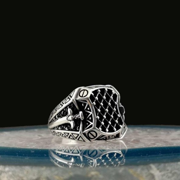 Özel Tasarımlı Kılıç Detaylı 925 Ayar Gümüş Yüzük - Resim 2