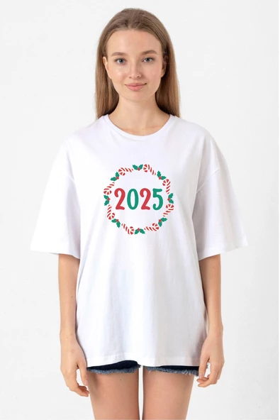 Christmas Holiday Wreath Beyaz Kadın Oversize Tshirt