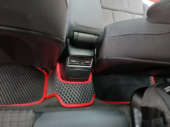Audi A3 HATCHBACK YENİ NESİL OTOPASPAS TOPUKLUK+1LOGO - 2
