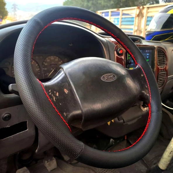 DİKİŞLİ DİREKSİYON KILIFI NOKTALI/SİYAH DERİ KIRMIZI DİKİŞLİ FORD TRANSİT 2004-06 - Resim 2