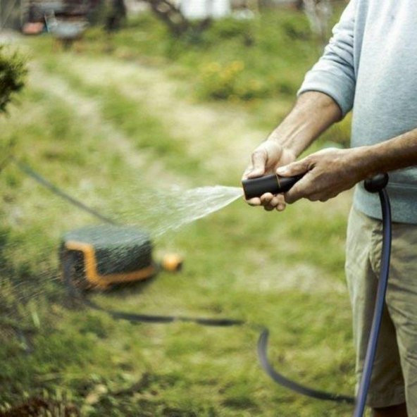 Fiskars 1025933 Tekerlekli Hortum Makarası Seti 20+7 mt - Resim 2