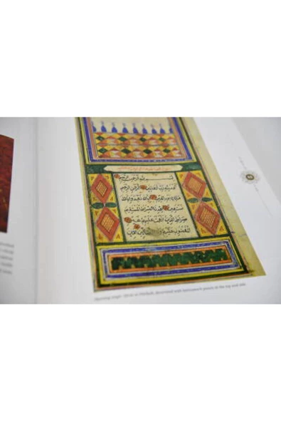 Demirören Yayınları  Al-Qur'an/ The Sacret Art of Revelation- Islamic Arts Museum Malaysia - 2