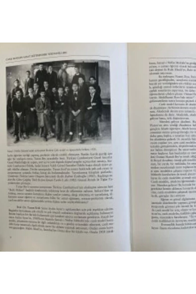 Demirören Yayınları  Lloyd's At Home - 2