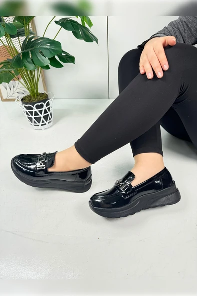 Günlük Kadın Loafer V Tokalı Kalın Topuklu Tırtıklı Tabanlı Oval Burunlu Makosen Ayakkabı 7697 - 9