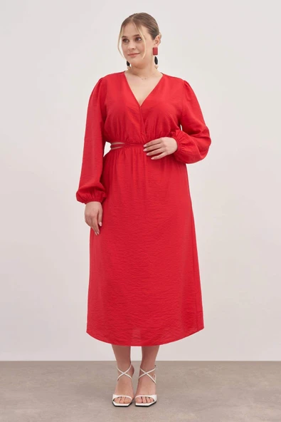 CUT-OUT Elbise