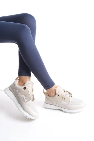 Kadın Rahat Taban Sneaker Bağcıklı Trend Günlük Tam Kalıp Spor Ayakkabı