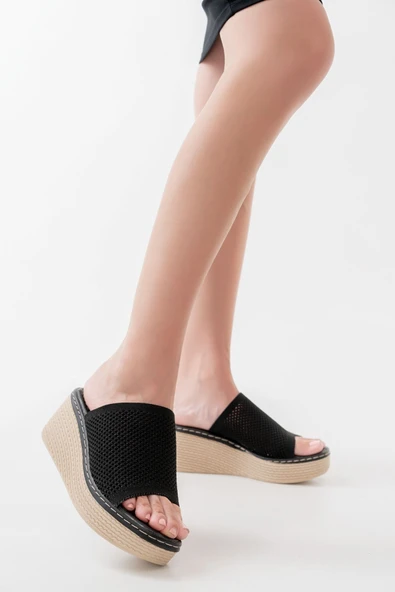 232-460 Siyah Triko Günlük Ortopedik Dolgu Topuk Kadın Terlik - Resim 4