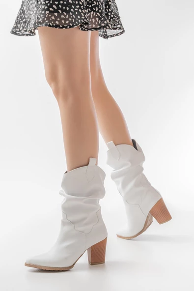 İnfon Ayakkabı Marketi Ls-1860 Beyaz Körüklü Kalın Topuklu Günlük Kadın Bot ürün görseli