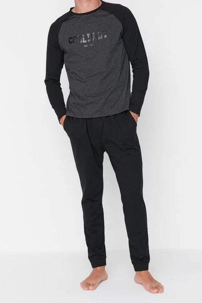 Erkek Pamuk Polyester Bisiklet Yaka Uzun Kol Siyah Baskılı Reglan Kol Örme Pijama Takımı