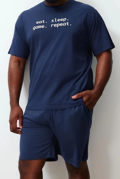Büyük Beden Erkek Bisiklet Yaka Kısa Kol Regular Fit Rahat Slogan Baskılı Örme Şortlu Pijama Takımı