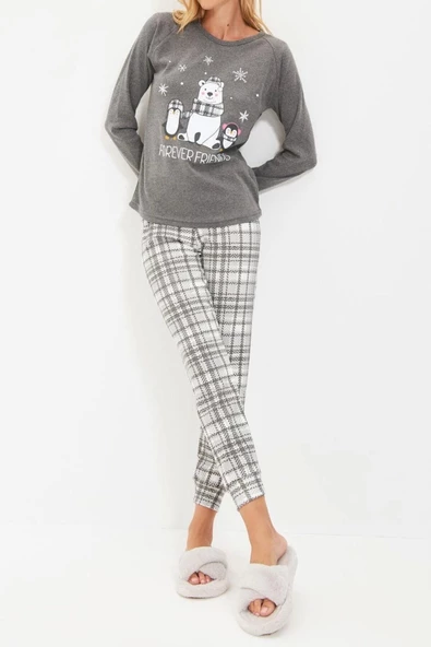 Kadın Polyester Karışımlı Bisiklet Yaka Uzun Kol Yumoş Pamuklu Ekoseli Örme Pijama Takımı