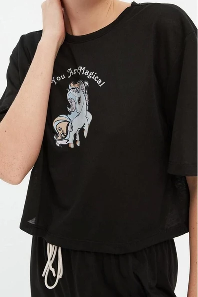Kadın Polyester Karışımlı Bisiklet Yaka Kısa Kol Pamuklu Baskılı T-shirt-Pantolon Örme Pijama Takımı - 3