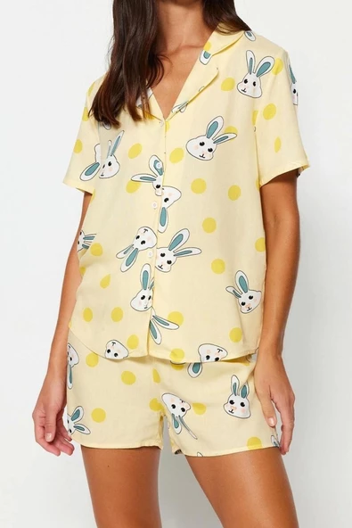 Kadın Viskon Gömlek Yaka Kısa Kol Tavşan Desenli Viskon Gömlek-Şort Dokuma Pijama Takımı