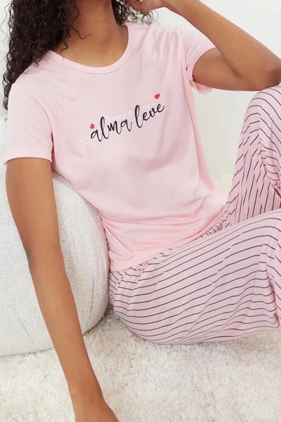 Kadın Polyester Bisiklet Yaka Kısa Kol Slogan Baskılı Çizgili Örme Pijama Takımı - 2