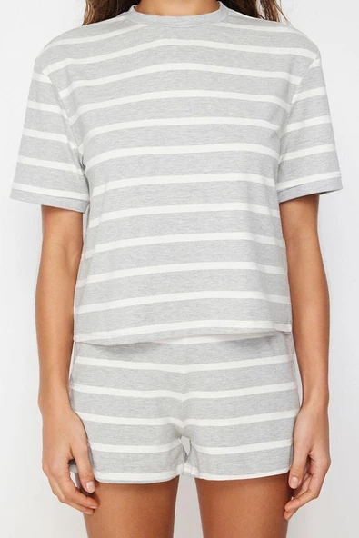 Kadın Polyester Bisiklet Yaka Kısa Kol Çizgili Simli Örme Pijama Takımı