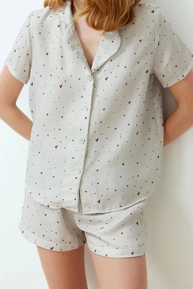 Kadın %100 Pamuk Gömlek Yaka Kısa Kol %100 Pamuk Kalp Desenli Müslin Dokuma Pijama Takımı - 2
